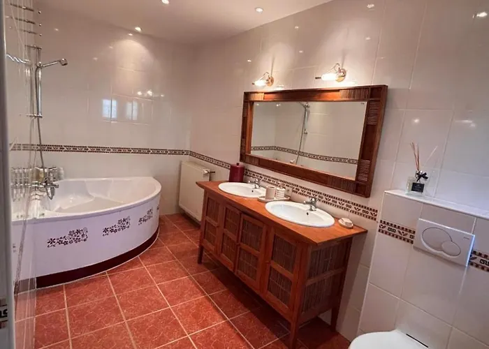 Domaine De Hauterive Hébergement de vacances *