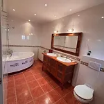 Domaine De Hauterive Hébergement de vacances *