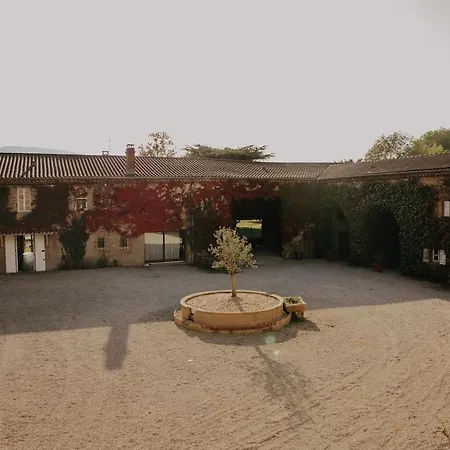 Domaine De Hauterive 度假居 *